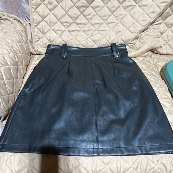 7 For all Mankind leather like mini skirt - Picture 3 of 7
